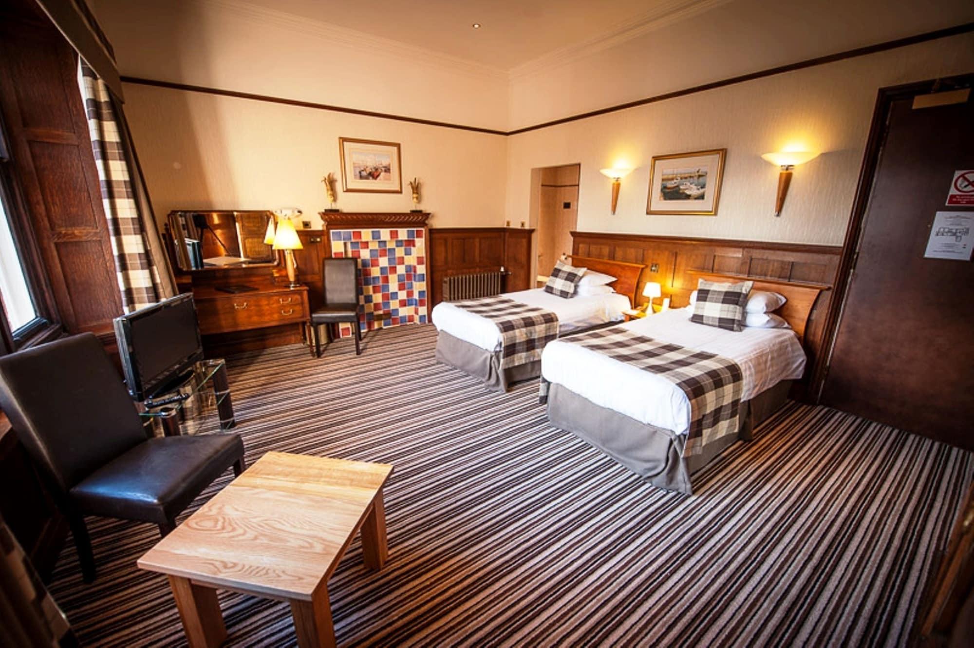 Savoy Park Hotel Ayr Exteriör bild